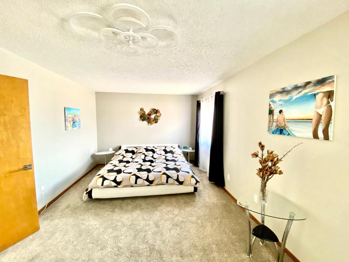 Artsy Home Close To Usafa With Fireplace And Patio Colorado Springs Esterno foto